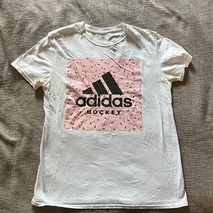 Adidas hockey t-shirt in medium